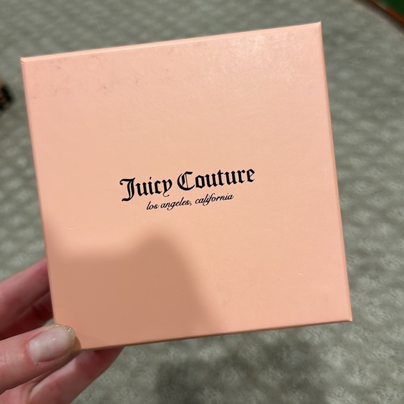 New never opened - Picture 2 of 3